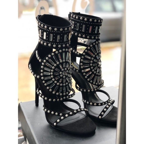 Vici Black Statement Heel - Picture 3 of 4